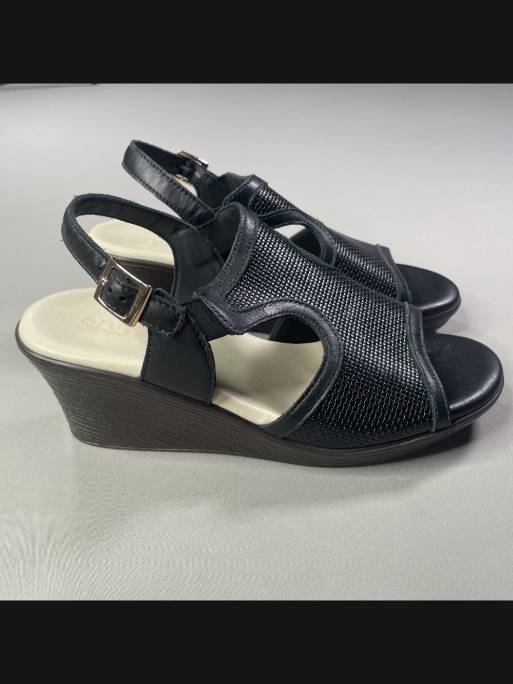 NEW SAS Shoes Womens 8.5 black brown leather wedge heels sandals casual summer - Picture 2 of 12
